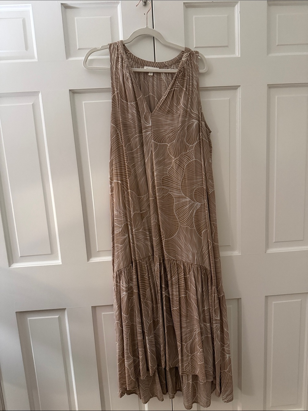 Prologue Beige Floral-Print Sleeveless Maxi Dress
